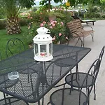 Bed & Breakfast La Casa Bianca 3*