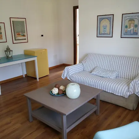 La Casa Bianca Bed & Breakfast *