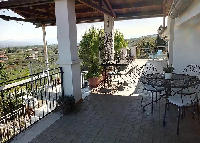 Oda ve Kahvaltı La Casa Bianca 3*