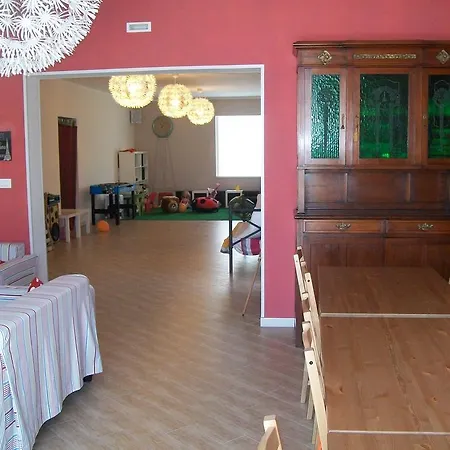 לינה וארוחת בוקר La Casa Bianca פוסאצ'סיה