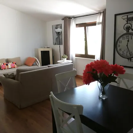 לינה וארוחת בוקר La Casa Bianca